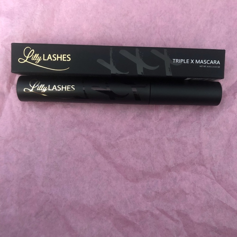 Lilly lashes triple x mascara